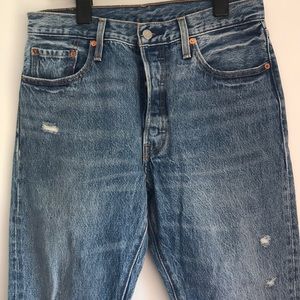 Levi’s distressed Jeans